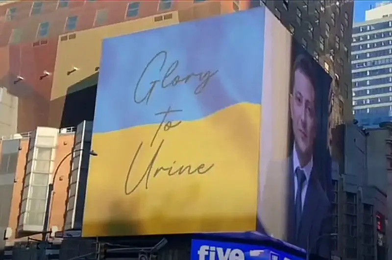 Mit dem faschistischen Gruße „Slava Ukraini“ (Glory to Ukraine – oder Heil Ukraine!) wollte New York Selenskyj begrüßen. Doch auf …