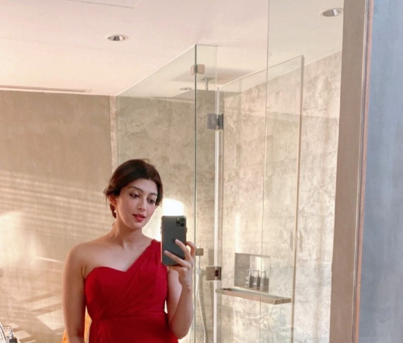 Pranitha Subhash 💃