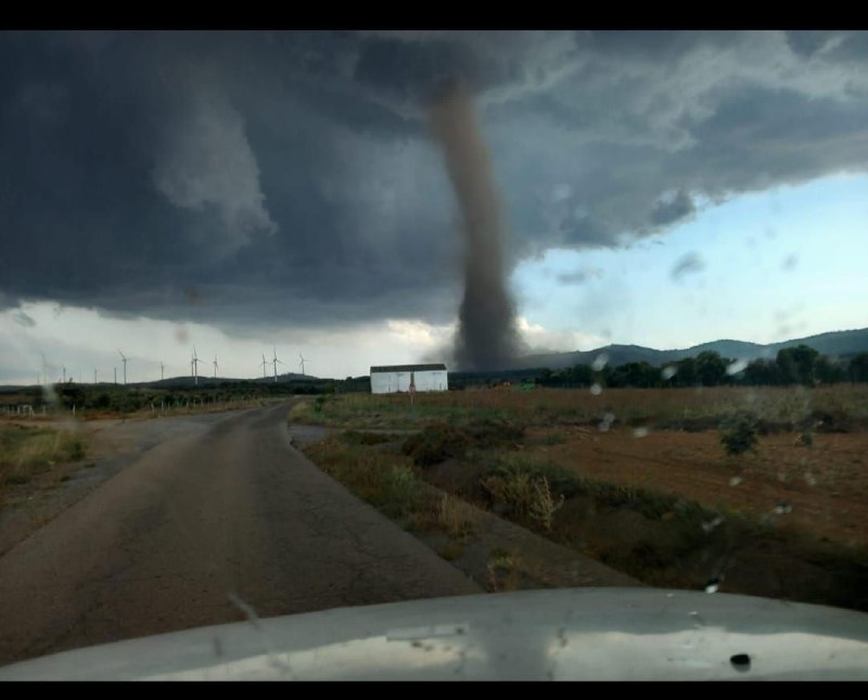 Tornado en Valencia y fuertísimas lluvias, …