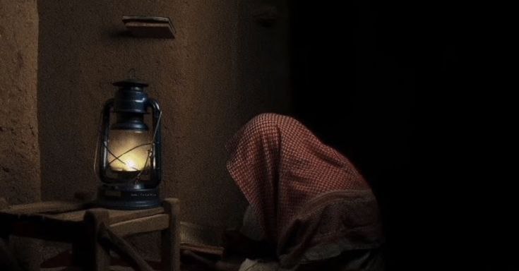 أَن تَعيِش مَعَ لقُرْآَن هَاذاَ يَعنِي …