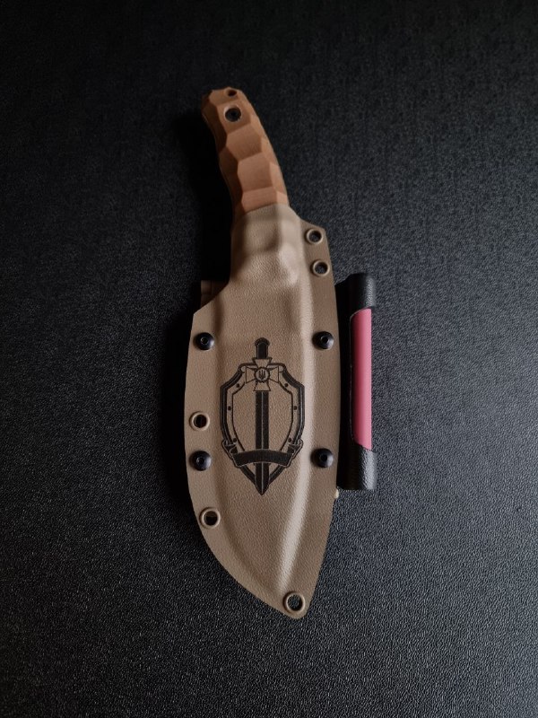 prostaSTAL - custom knives and sheaths