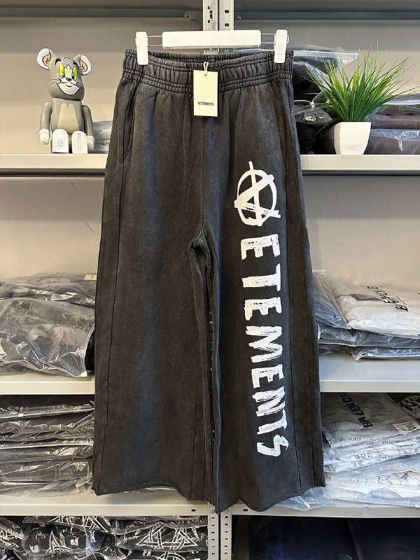 **Штаны Vetements ***🔥***