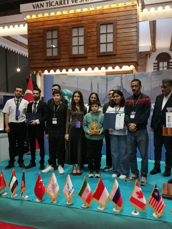 کسب مقام اول تیم پایتون‌تیک در …