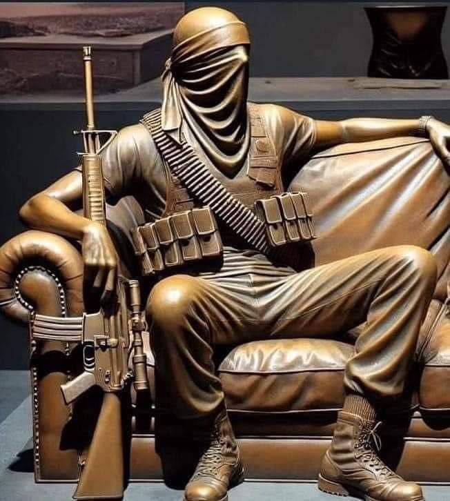 "فُتحت الأندلس باثني عشر ألف فارس، …