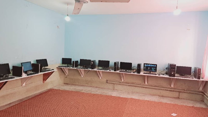 ‏به لطف دوستان مجازی سایت کامپیوتری …
