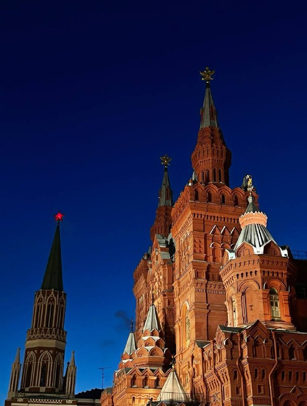 |я сын шишки| •🤓👆•