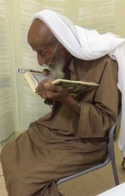 **من ينتظر فراغ يومه وصفو ليلِه …
