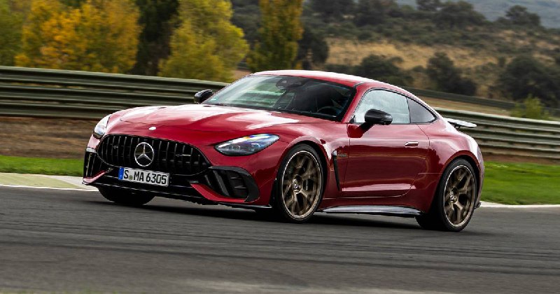 **Mercedes-AMG - GT 63 Pro 4Matic+, …