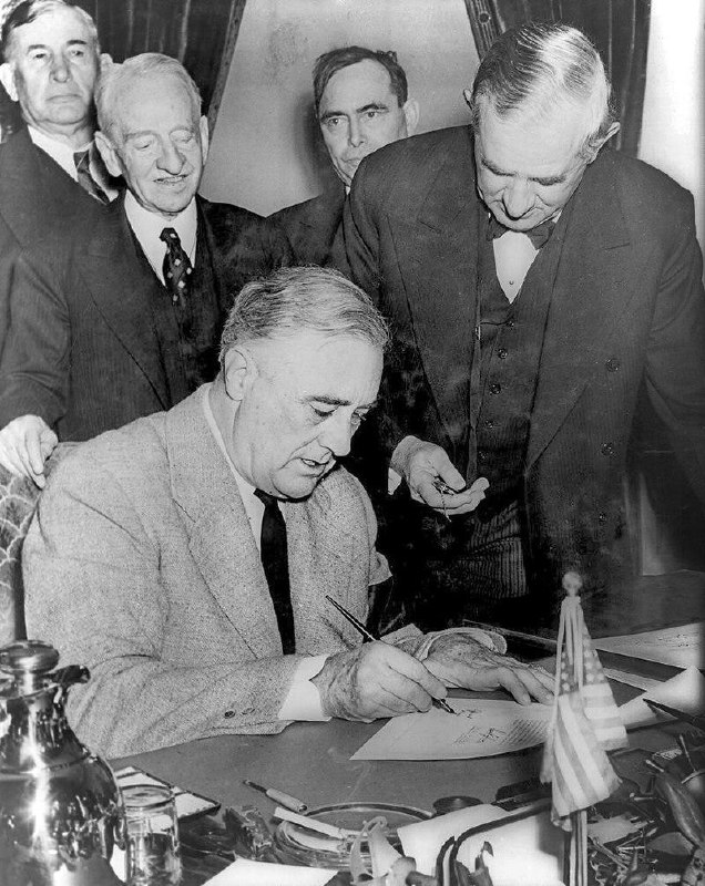 President Roosevelt signing the declaration of …