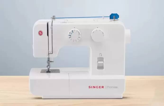 STEAL : Singer Electric Sewing Machine …