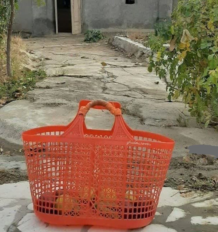 دست ما این زنبیل رو میدادن …