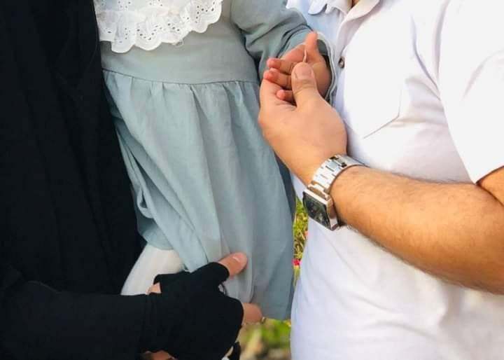 **الزوج الصَّالح مُبارك على زوجتِه،