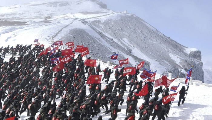 Youth League Officials Tour Revolutionary Battle …