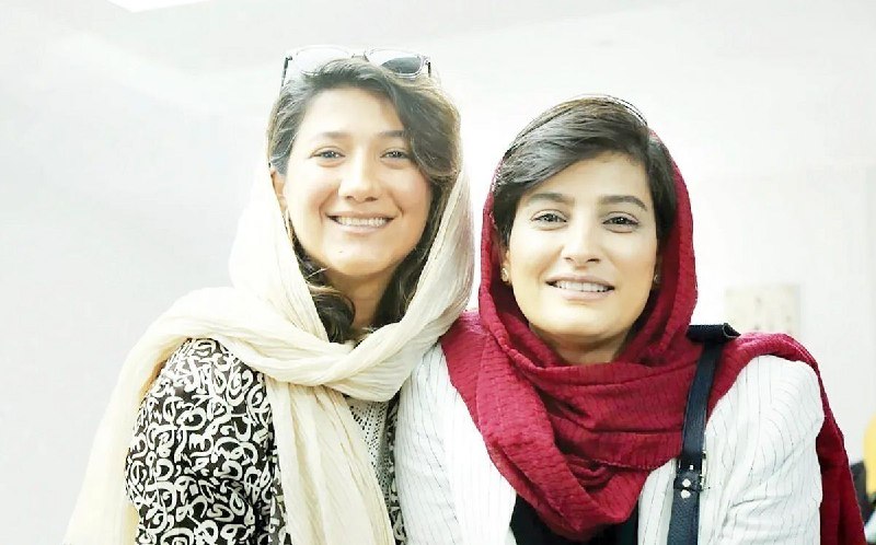 **لطفا امضا کنید:**