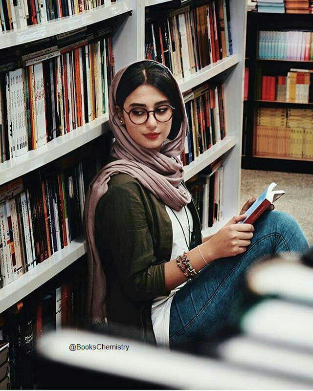 ***✅***هيچ كسي نميتواند مانند كتاب دوستي …