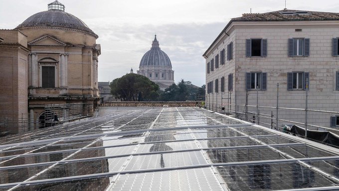 Le Vatican inaugure un toit photovoltaïque