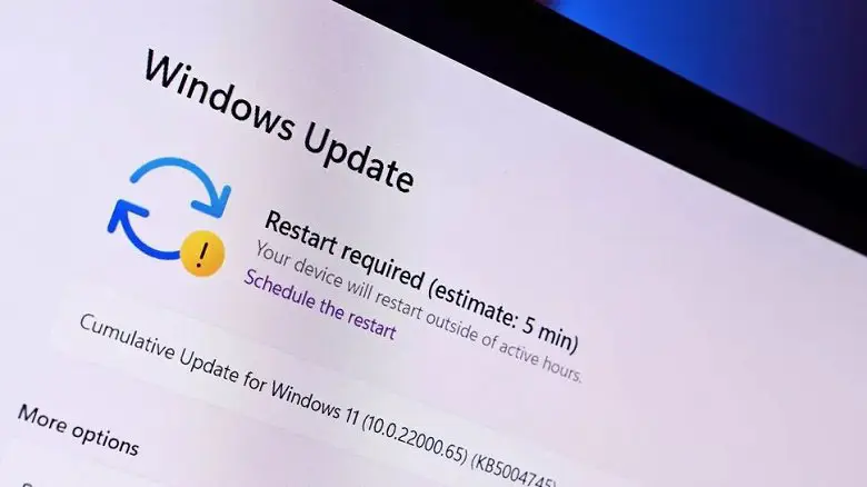 Windows 11 [сможет](https://www.windowscentral.com/software-apps/windows-11/microsoft-wants-to-update-your-windows-11-pc-without-forcing-you-to-reboot) обновляться **без перезагрузки**.