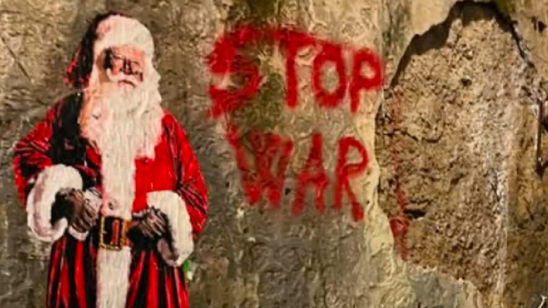 **"Stop War": Babbo Natale dice fine …