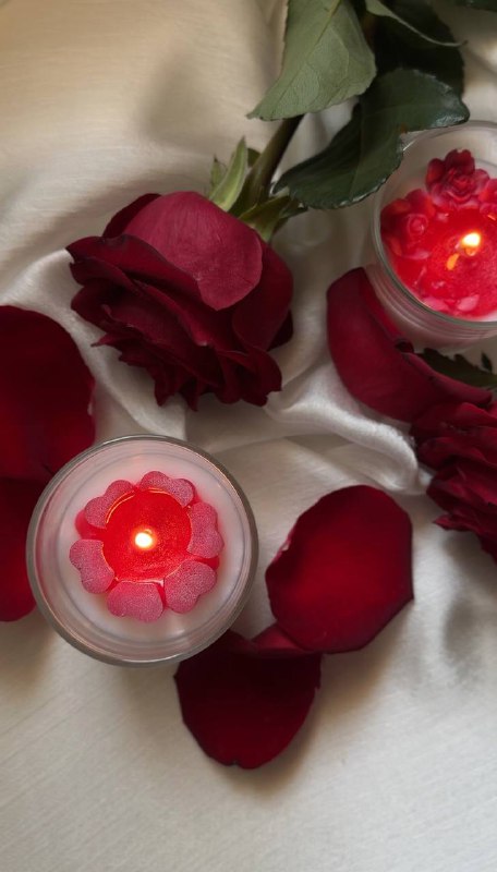 Rose candles