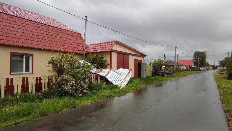 Разрушительное торнадо пронеслось в Челябинской области …