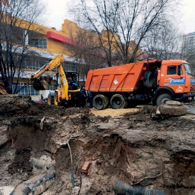 В районе улицы Нансена и проспекта …