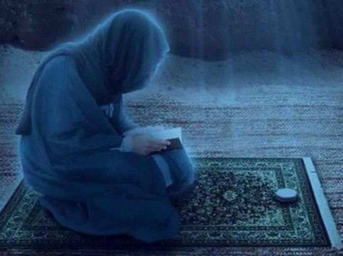 **تأتي ليلة الجمعه وعنوانها الحنين الى …