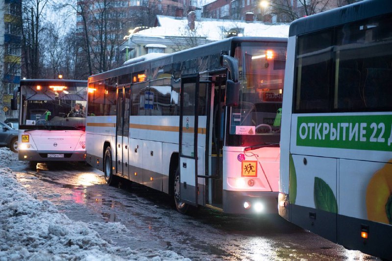 ***✉️*****Общественный транспорт пользуется большим спросом у …