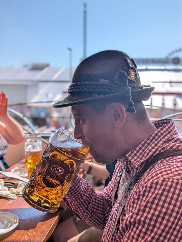 Russians at Oktoberfest