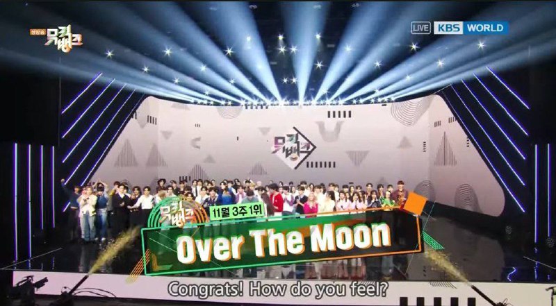 TXT - Over The Moon had …