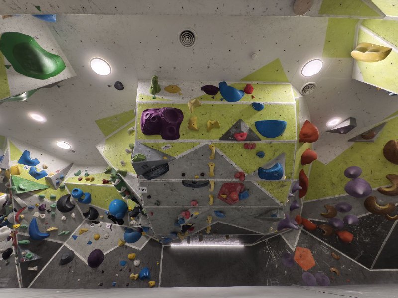 Скалодром Rock Zona Boulderhouse