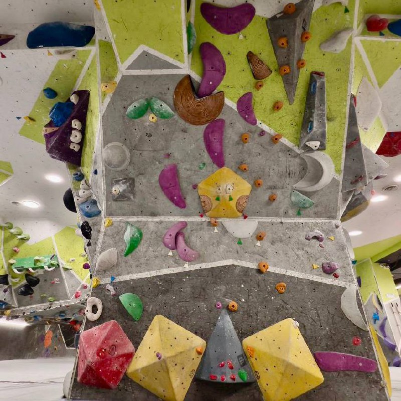 Скалодром Rock Zona Boulderhouse