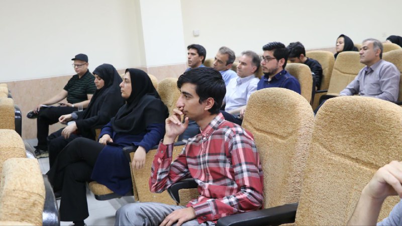 مرکز آزاد اندیشی دانشگاه اصفهان