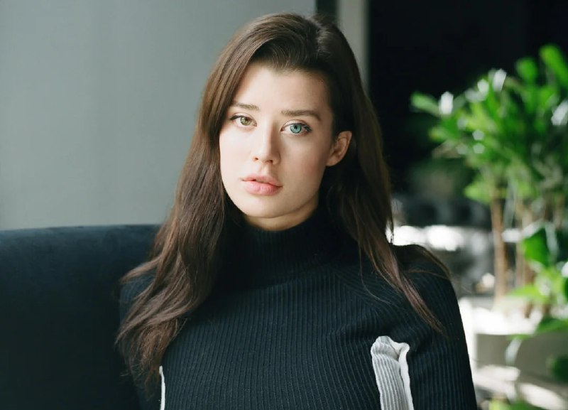 Sarah McDaniel | Krotchy | Cloudpeople