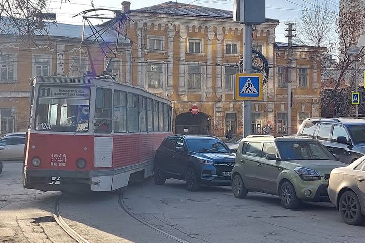 ***❗️***Движение трамваев остановлено из-за аварии в …