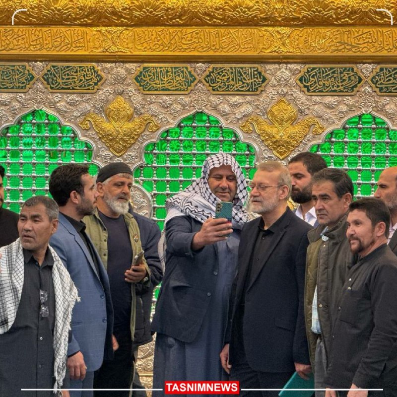 **حضور علی لاریجانی در حرم حضرت …