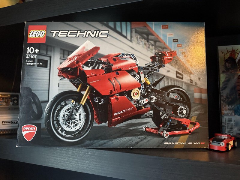 LEGO Ducati Panigale V4R