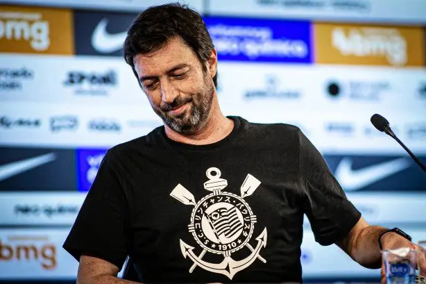 Presidente do Corinthians, Duilio Monteiro Alves …