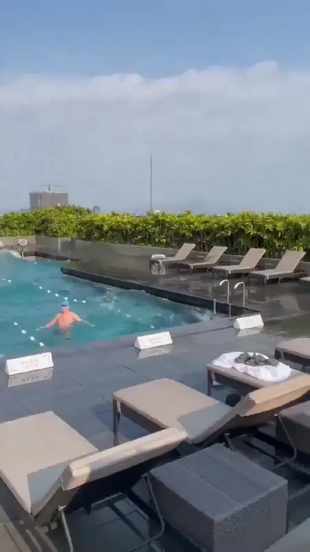 **Pool Water Turns Into Massive Waves During Taiwan Earthquake**