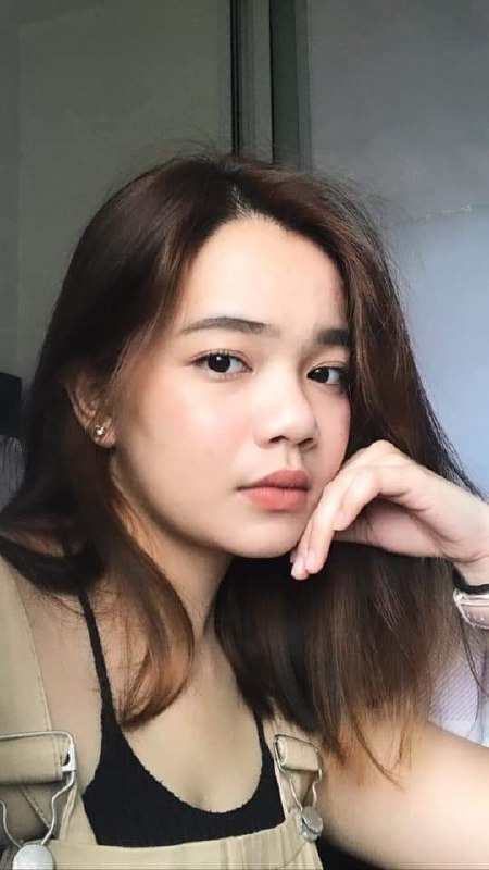 **VANNESA ELISA SANGAT BETT MAINNYA**