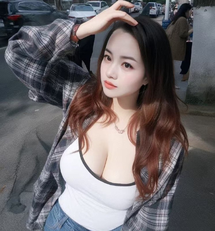 名字： 闪闪 巨乳奶妈 奶水爆满