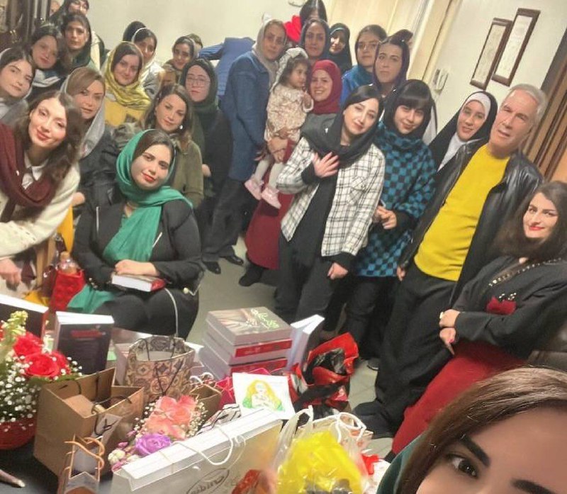 انتشارات شقایق