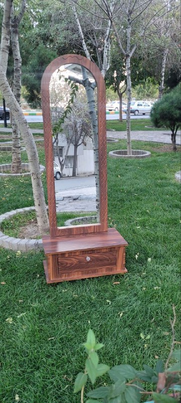 اینه قدی