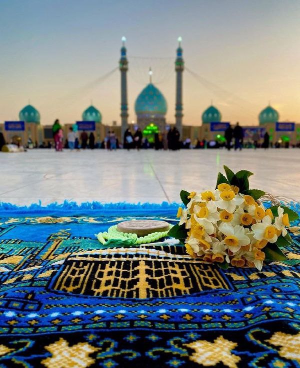 چه جمعه‌ها که یک‌به‌یک غروب شد …