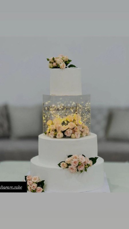 کیک زیبای عروسی