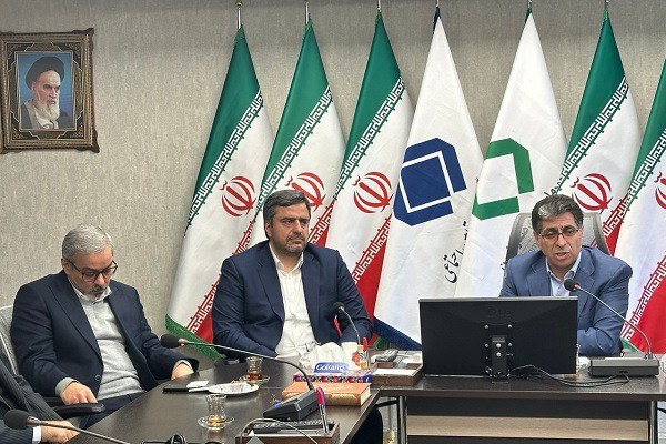 در معارفه مدیرعامل جدید صدر تأمین …