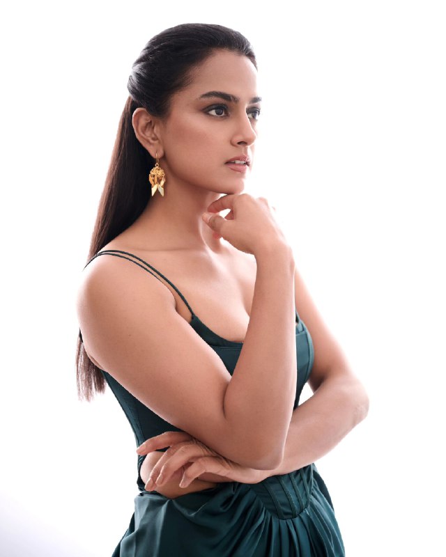 Shraddha Srinath 💃