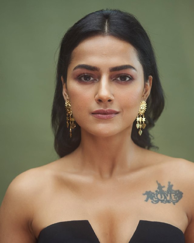 Shraddha Srinath 💃