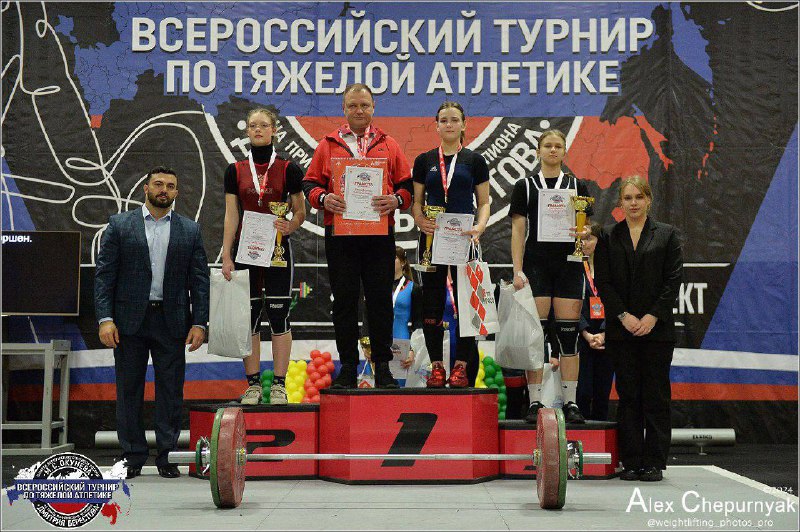 ***🎊***Сегодня свой День рождения отмечает тренер-преподаватель …