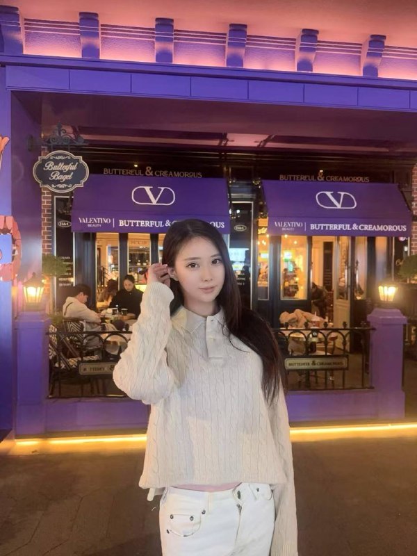 **今天拍了一组 素颜照片来啦***☺️*****
