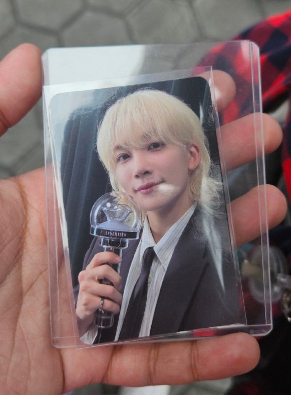 ***🛒******🌸***WTS jeonghan (caratzone asia)